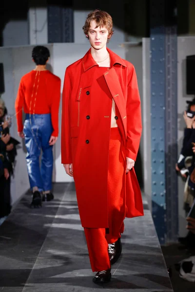 Look 22